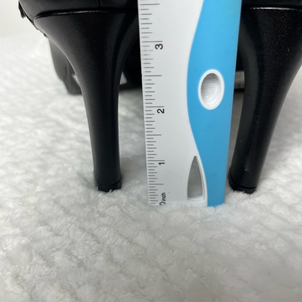 CLARKS ‘Ambyr Shine’ Black Leather Mary Jane Heels - NEW! | 9.5M - Picture 6 of 6
